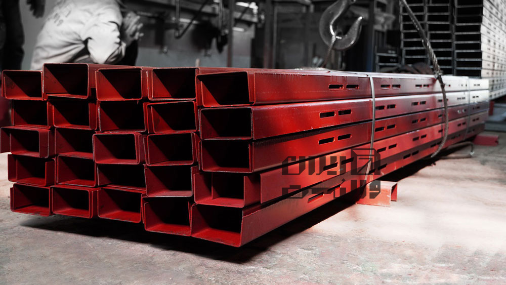 V1 وادار ناودانی